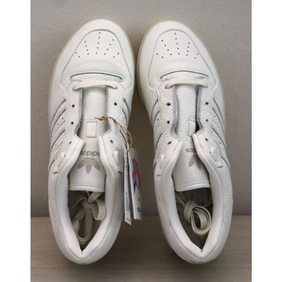 Adidas IF7184 Men's Sz 10 Women's Sz 11 White Leather Rivalry Lux Low Shoes - Picture 2 of 13